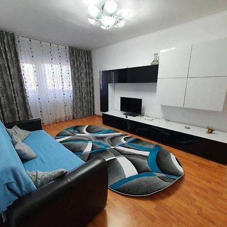 Crema Apartaments Ploieşti Kültér fotó